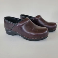 Dansko Bown Leather Clogs Shoes Sz 37 US 6.5 7 Slip Resistant