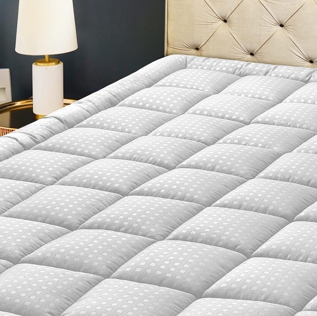 Queen Size Mattress Pad Quilted Fitted Mattress Protector Cooling - HYLEORY