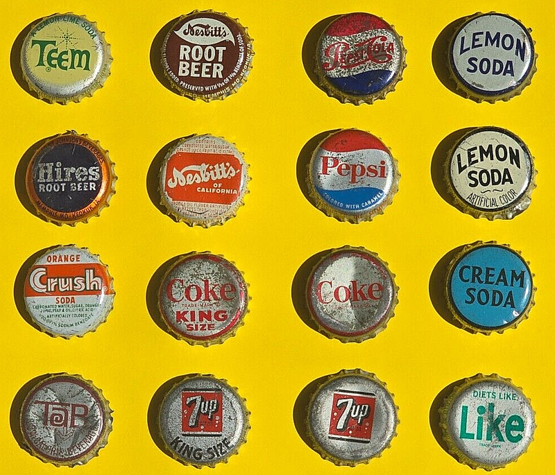 16 Vintage Soda Pop Cork Bottle Caps Pepsi 7UP Coke Nesbitt's Crush Teem Hires