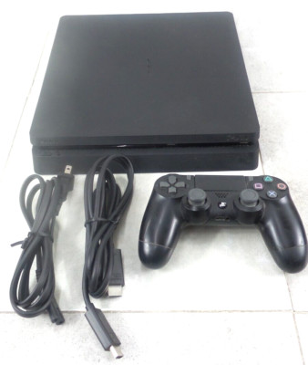 SONY PLAYSTATION 4 CUH-2015A  GAMING CONSOLE   (G125703-1 (JOO) CC-2)