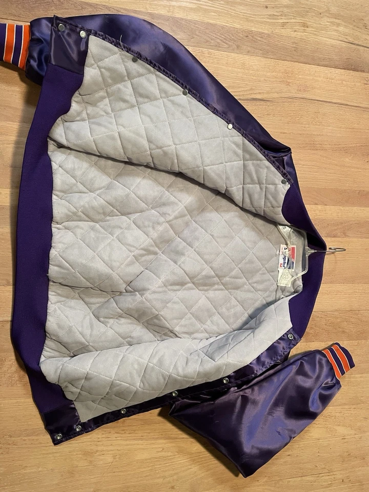Vintage 90’s Phoenix Suns Jacket - Image 4 of 4