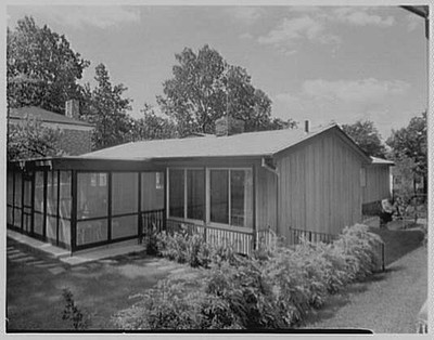 Photo:Holliswood NY Vincent Albanese Residence Rear 1964 Santiago St Home