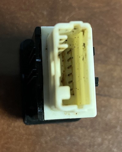 Window Lock Switch 07 08 09 10 11 12 13 14 15 16 Toyota Yaris Camry Prius - Picture 6 of 6