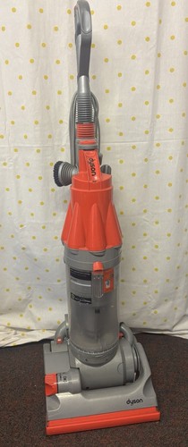 Dyson DC07 /DC07i Vacuum Cleaner Upright Used Tested & Working (with tools) - 第 1/13 張圖片