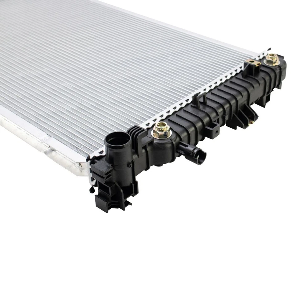 Conjunto de radiador de refrigerante de motor ajuste directo para Malibu 1,5 L lacrosse 3,6 L Foto 3 de 4