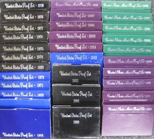 1968 bis 1998 Auflage von 32 von der Regierung ausgestellten Proof Sets einschließlich 1976 Silber