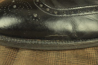 Calfskin Wing Tip Bal Shoe