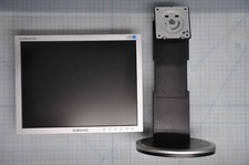 ITAUTEC ST4251 15" Beige Ivory or Black LCD Grade C LS15HAAKN-XAZ2