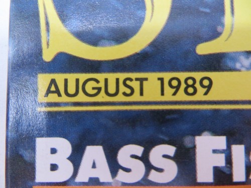 FIELD & STREAM Magazine August 1989 Sharks / Bass Fishing / Deer Hunting / Trout - Picture 2 of 6