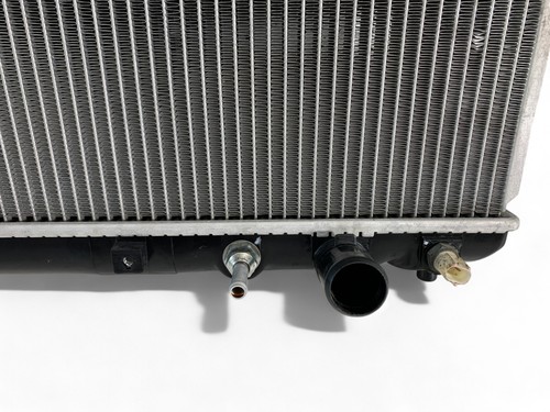 2001-2005 LEXUS IS300 ENGINE RADIATOR COOLING ASSEMBLY 221-3120 DENSO 376 #A84 - Picture 13 of 13