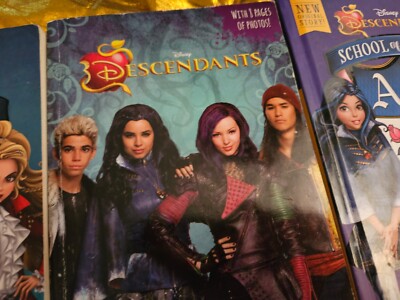 DISNEY'S DESCENDANTS by DISNEY - 4 BOOKS BOOK LOT School of