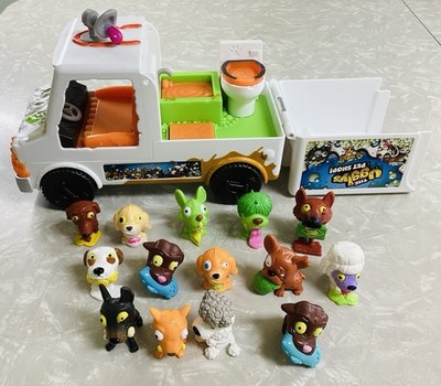 Ugglys Pet Shop Dirty Dog Wash Van With Sounds Van And 15 Figures