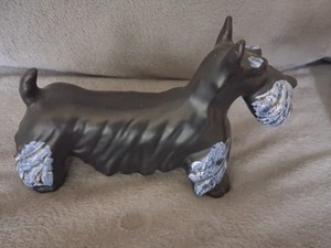 rare vintage Haeger Scottish terrier dog ceramic statue, 1950's