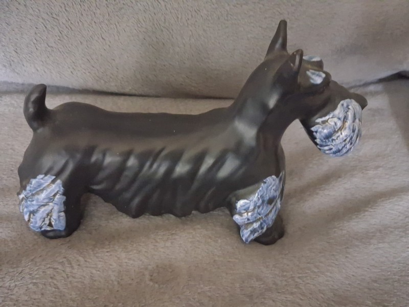 rare vintage Haeger Scottish terrier dog ceramic statue, 1950's