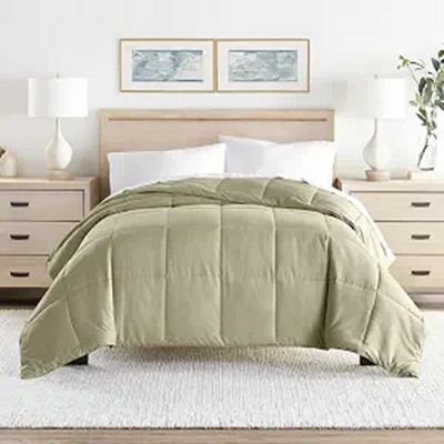 New ienjoy Home Collection Premium Luxury Down Comforter Green Sage Size Queen