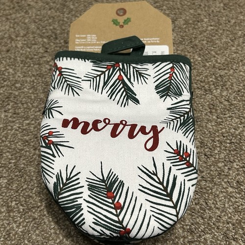 NWT Cuisinart Christmas Themed Pair of Oven Mitts Gift Stocking Stuffer - Picture 3 of 4