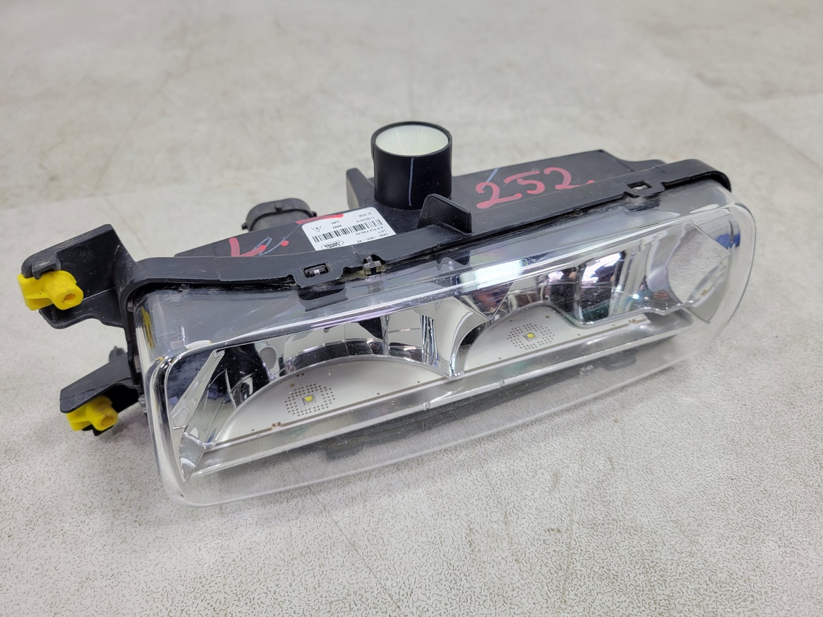 RANGE ROVER SPORT L494 13-18 NEARSIDE FRONT LEFT FOG LIGHT CK52-15201-AB