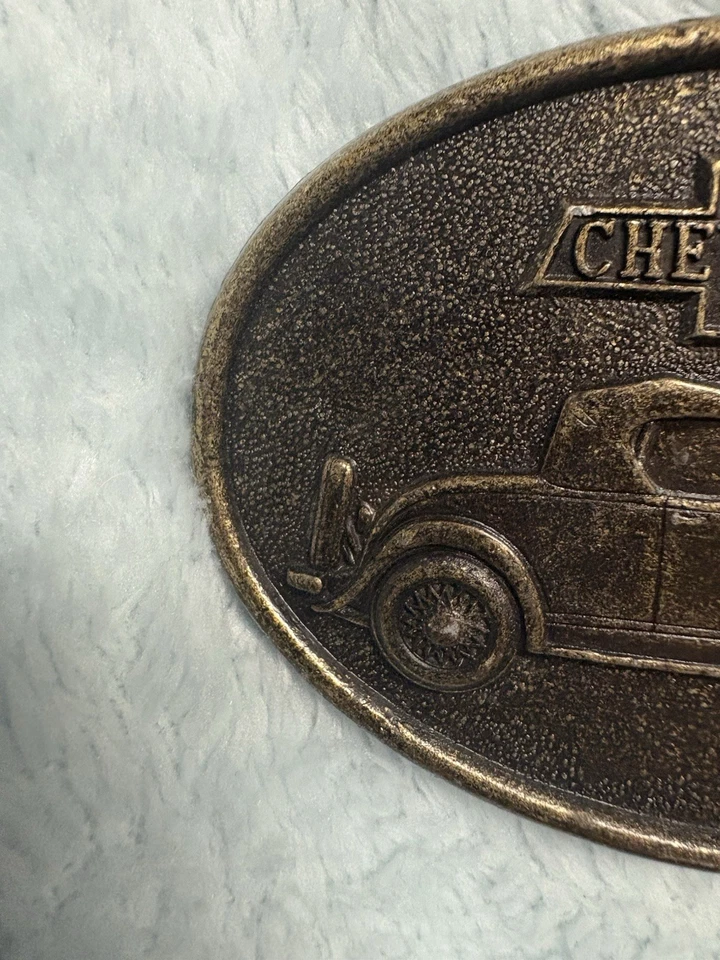 Hebilla de cinturón de latón de colección Chevrolet Serie AB Roadster R J Roberts Michigan 48063 Foto 4 de 4