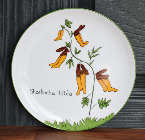 TWO SCULLY & SCULLY OF NEW YORK Decorative humorous collector PLATES - Picture 3 of 7