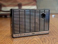 Vintage 1960's Admiral Eight Transistor Radio Model YH371GP AM Band - READ 