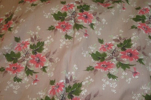 Cortina de ducha personalizada sin usar de colección tela de corteza floral plisada y forrada 82" lg - Imagen 7 de 10