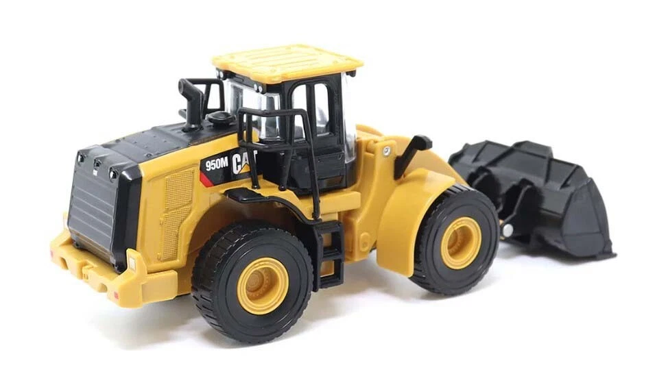 Diecast Masters 84646CS Cat 950M Wheel Loader 1/64 Scale Model - Image 3 of 4