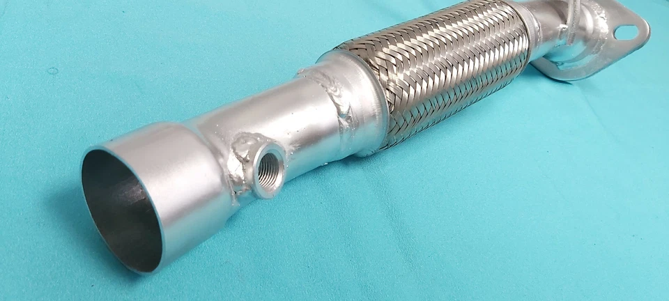 Fits 2004 To 2010 Mazda 3 & 5 2.0L Front flex pipe (Clamp On Manifold) Foto 4 de 4