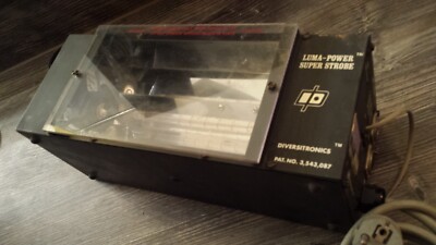 ( 2 ) Diversitronics Luma Power Super Strobe 3000, Disco Blitzer, DMX