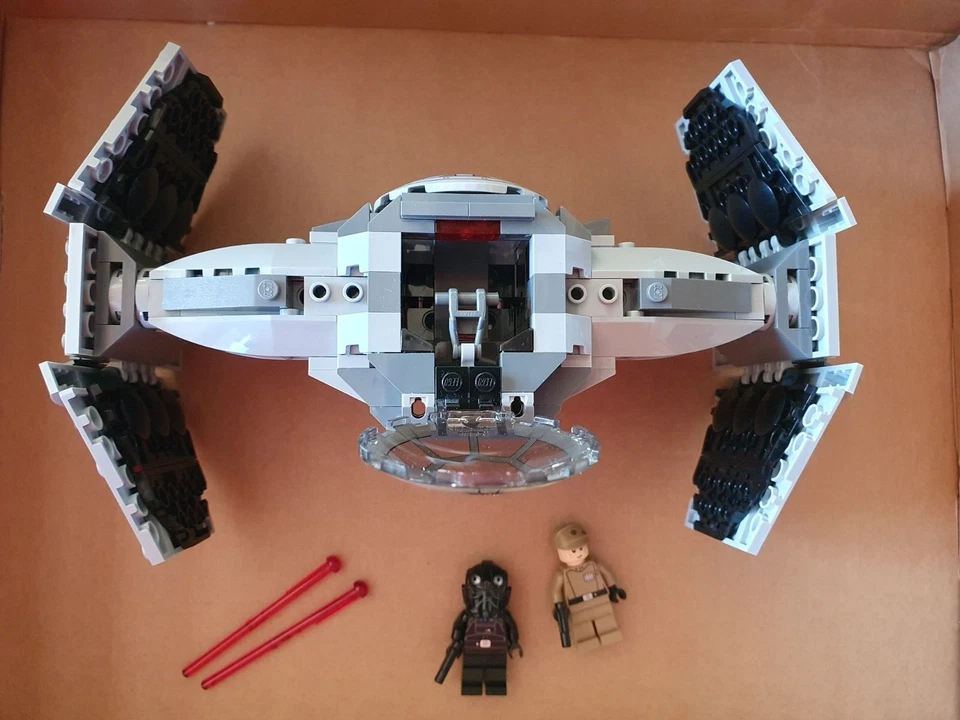 LEGO Star Wars 75082 TIE Advanced Prototype, photo 1 sur 5
