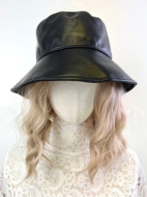 New Women's 100% Genuine Lambskin Leather Bucket Hat One Size Within 22.5 