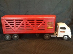 structo cattle truck