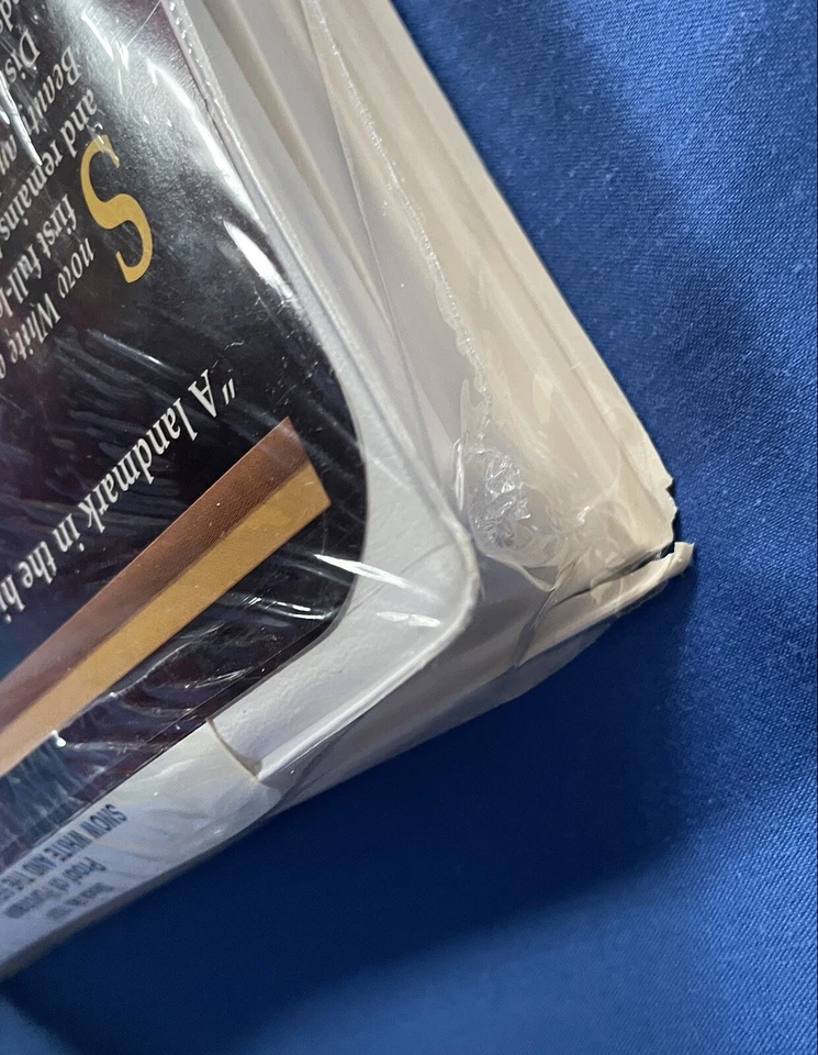 Walt Disney's Masterpiece Snow White and the Seven Dwarfs (VHS) Tape 1994 - Image 3 of 4