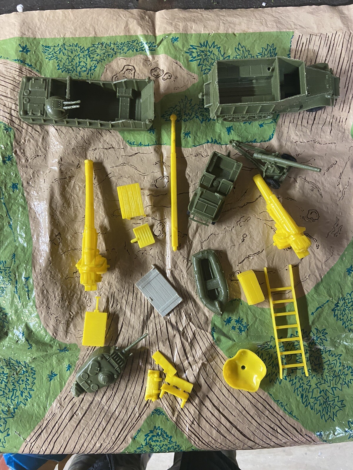 Vintage Marx Guns of Navarone WWII Mountain Battleground Playset w