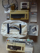 Retro Home Computer Commodore VC20 VIC20 inkl. Tasche OVP C2N (kein C64)