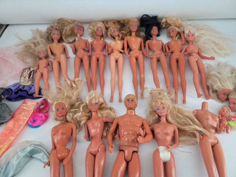 Vintage lot of 15 Mattel Barbie & a few non-Barbie?  Ken Dolls 1970's-1990's TLC