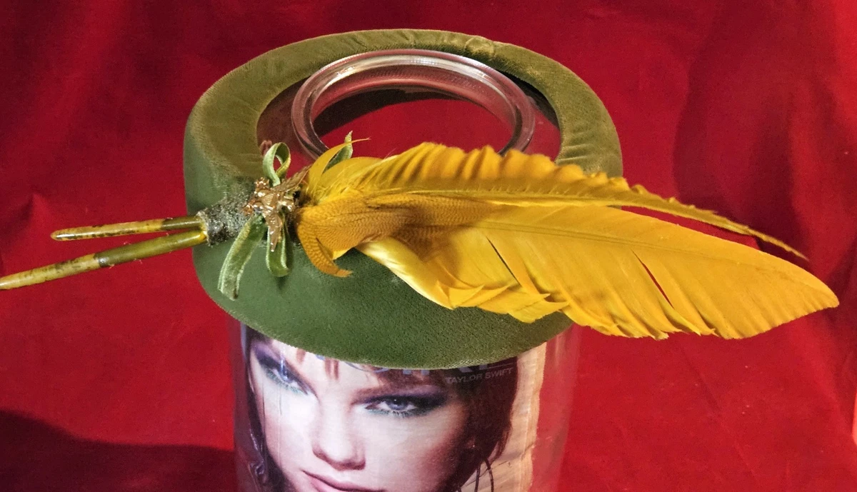 1960s Vintage Golden Yellow Pillbox Hat Everitt Original Woven Tilt Hat LIKE NEW: Vintage  main image 4