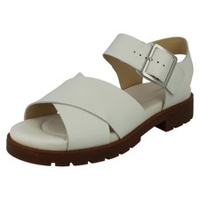 Image of Ladies Clarks Strappy Summer Sandals "Orinoco Cross"