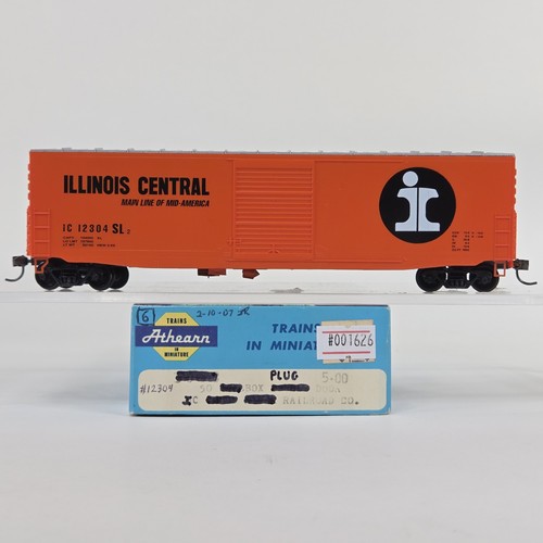 Coche de carga Athearn escala HO Illinois Central IC #12304 50' línea principal de Mid America | Condition: New
