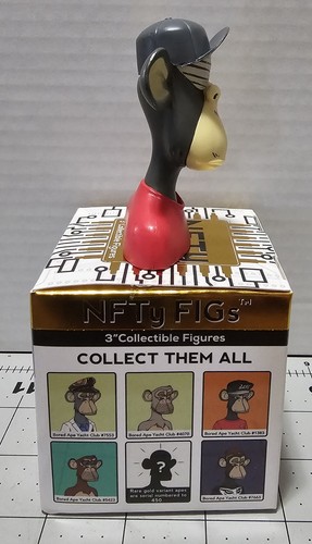 Excite NFTy FIGs Bored Ape Yacht Club Series 1 #1383 (1983 of 5000) - Picture 4 of 6