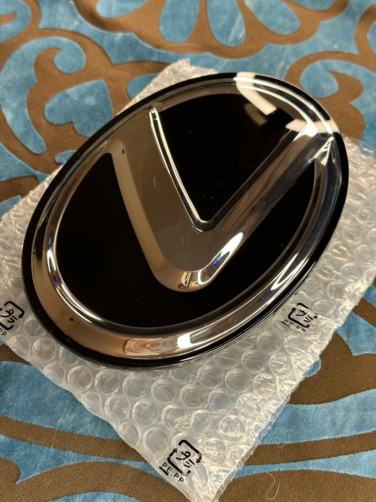 Lexus Front Grille Emblem 201318 for IS250, IS350, GS350, RX350, ES350