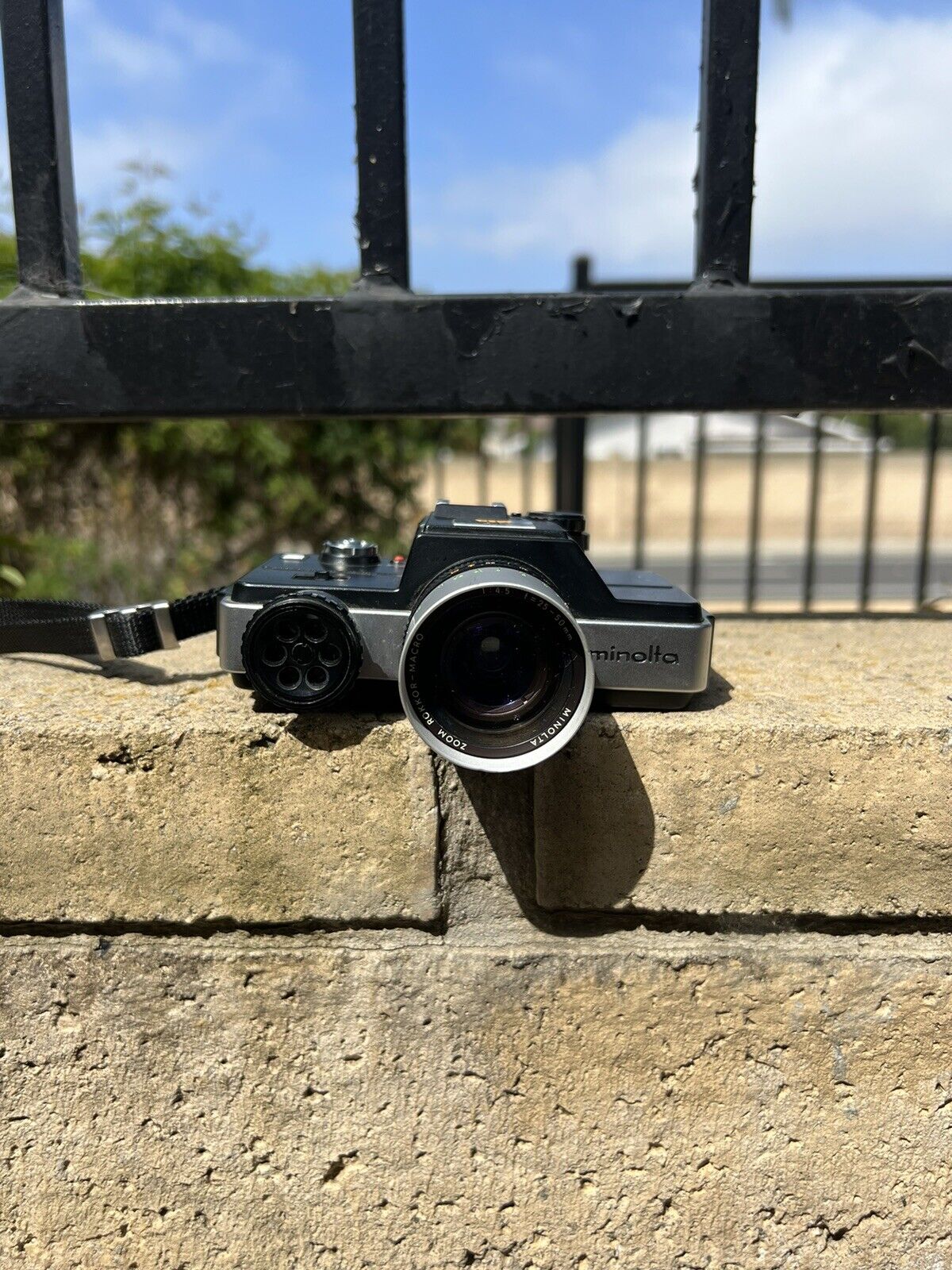 Picture 1 of 6