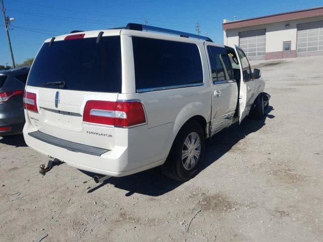 Espejo retrovisor interior delantero central usado se adapta a: Lincoln Navigator 2007 automático Foto 3 de 4