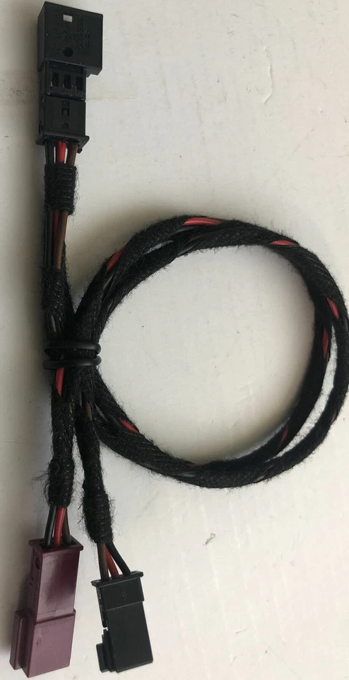 BMW F30 F32, F36 F80 3/4 Series Y Cable for Ambient Light LCI AC/Radio Retrofit - Image 2 of 4