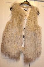 Monnalisa Jakioo Zottelweste Weste   ❤️  152  ❤️  ausgefallen 