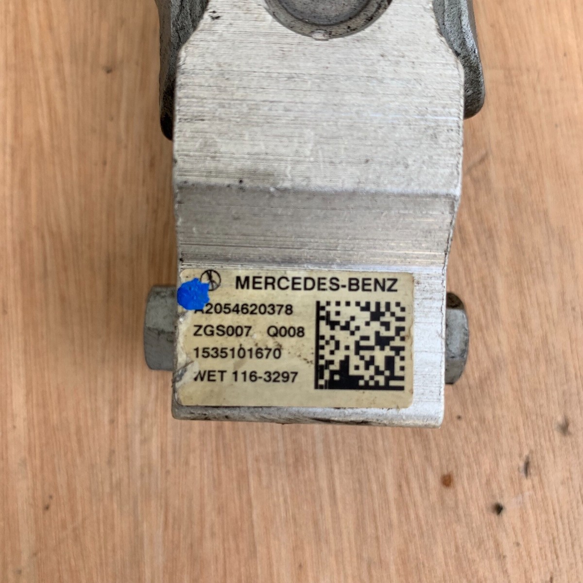 genuine mercedes OEM C class steering universal joint gear