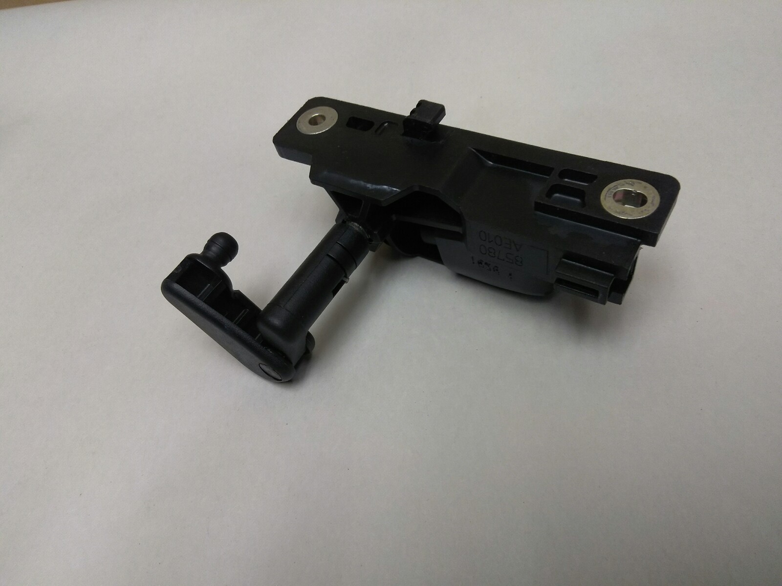 20042018 Toyota Sienna Rear Vent Window Motor Actuator Assembly Driver 20042018 Toyota Sienna Rear Vent Window Motor Actuator Assembly Driver