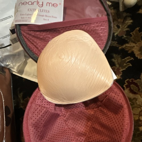 Nearly Me Extra Lites Triangle Breast Form Style 395 Size B w/ Maroon Case