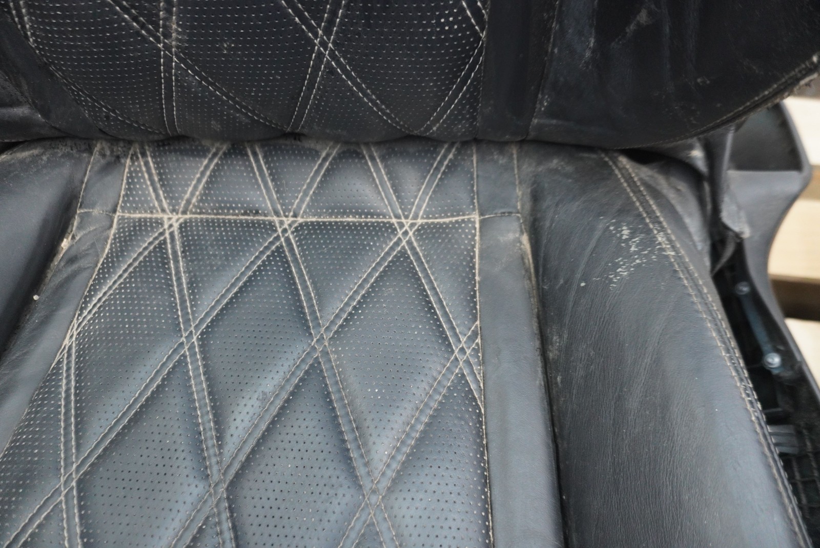 Bentley Continental GT FRONT Seat P/N 0000311444