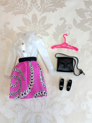VINTAGE BARBIE 1969 ''PRETTY POWER'' MOD FASHION COMPLETE IN EXCELLENT CONDITION!