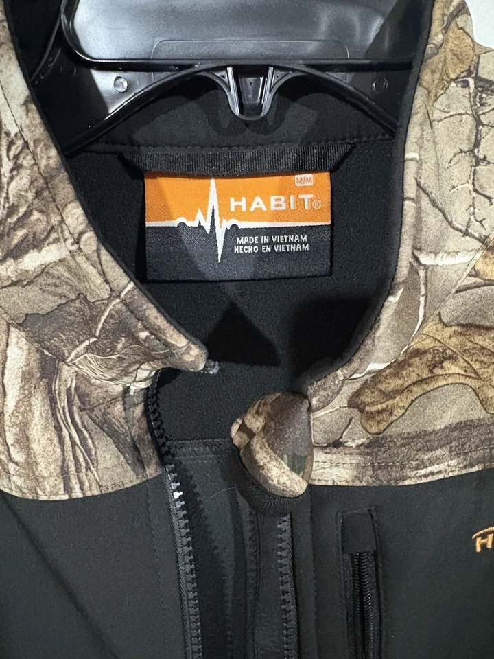 Habit Camoflauge Full Zip By Realtree, Size M - Image 3 of 4